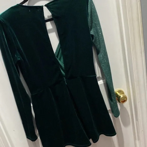 Miami Green Isabel Glitter Velvet Romper Size Small NWOT - Picture 8 of 8